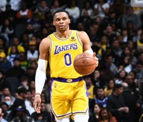 kaiyun体育app-杰伦·格林透露击败湖人战略：瞄准安东尼猛烈进攻