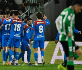 开云入口-惨案诞生！西蒙尼神了：5球横扫晋级，国王杯4强全部诞生