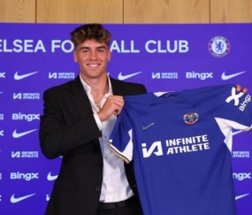 kaiyun体育app-【官宣】切尔西600万从巴萨挖走18岁前锋